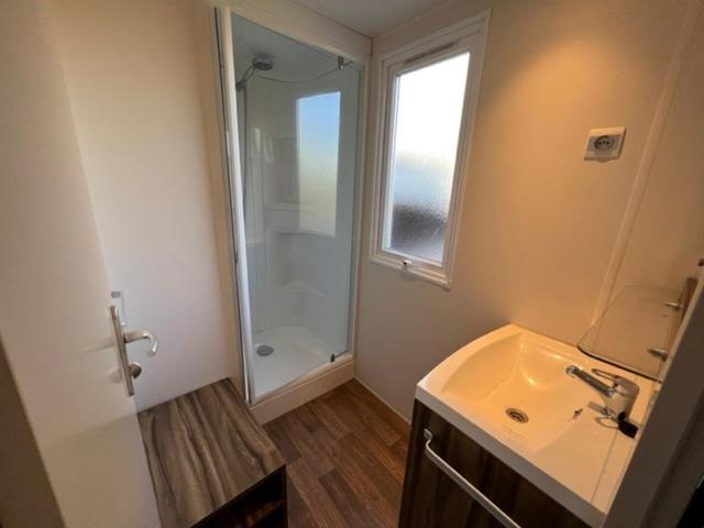 Hotel Chalet Kajuit 418 Op 5 Sterren Camping Bergumermeer Suameer Exterior foto